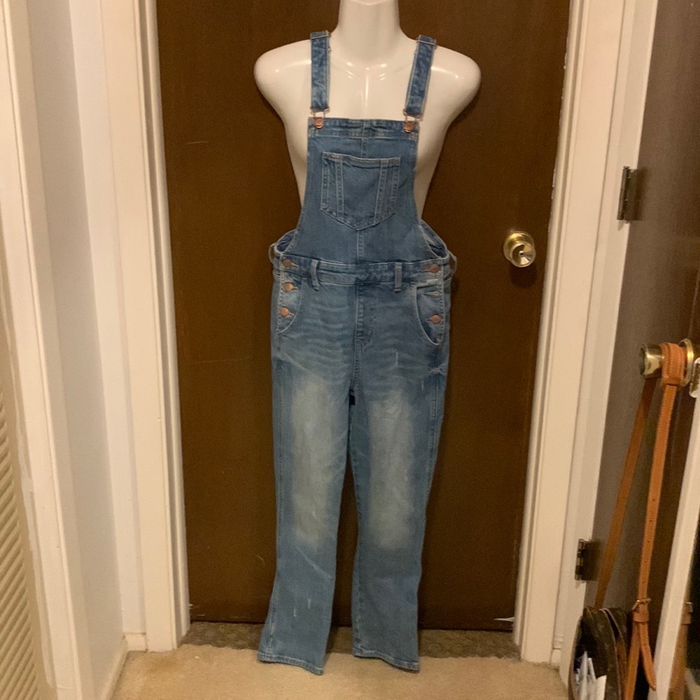 Old navy jumper